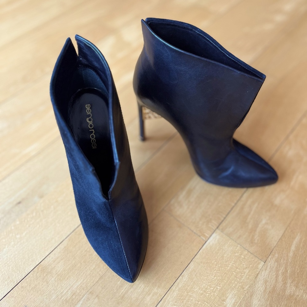 Sergio Rossi 35 High Heeled Bootie